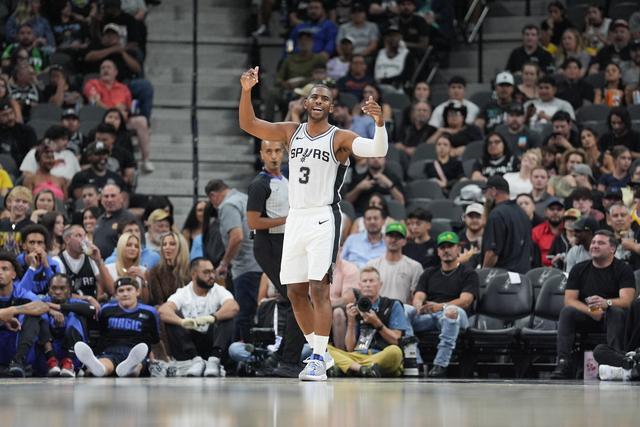 乒乓球德甲第二十一轮：樊振东独得两分  常规赛主场收官