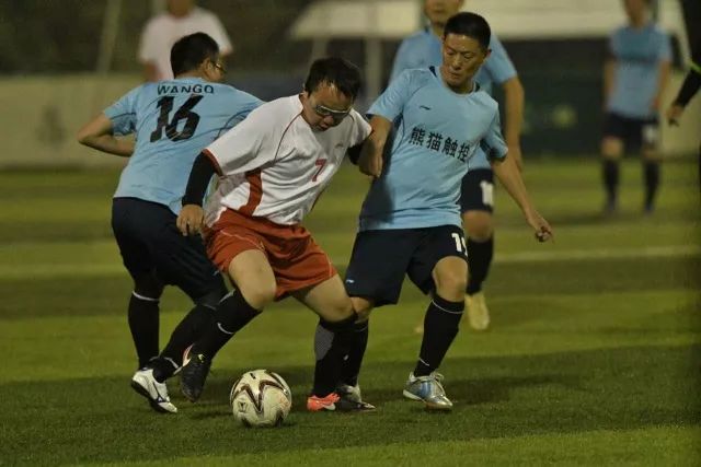 塔图姆33+11布朗27+8 绿军克骑士大比分士3-1